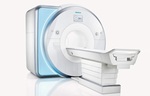 超電導磁気共鳴画像診断装置（MRI）