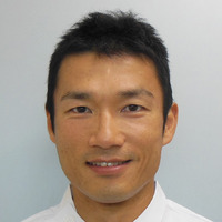村岡　賢一郎